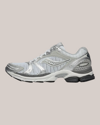 Sneakers ProGrid Triumph 4 Bianco S70704-26 Saucony
