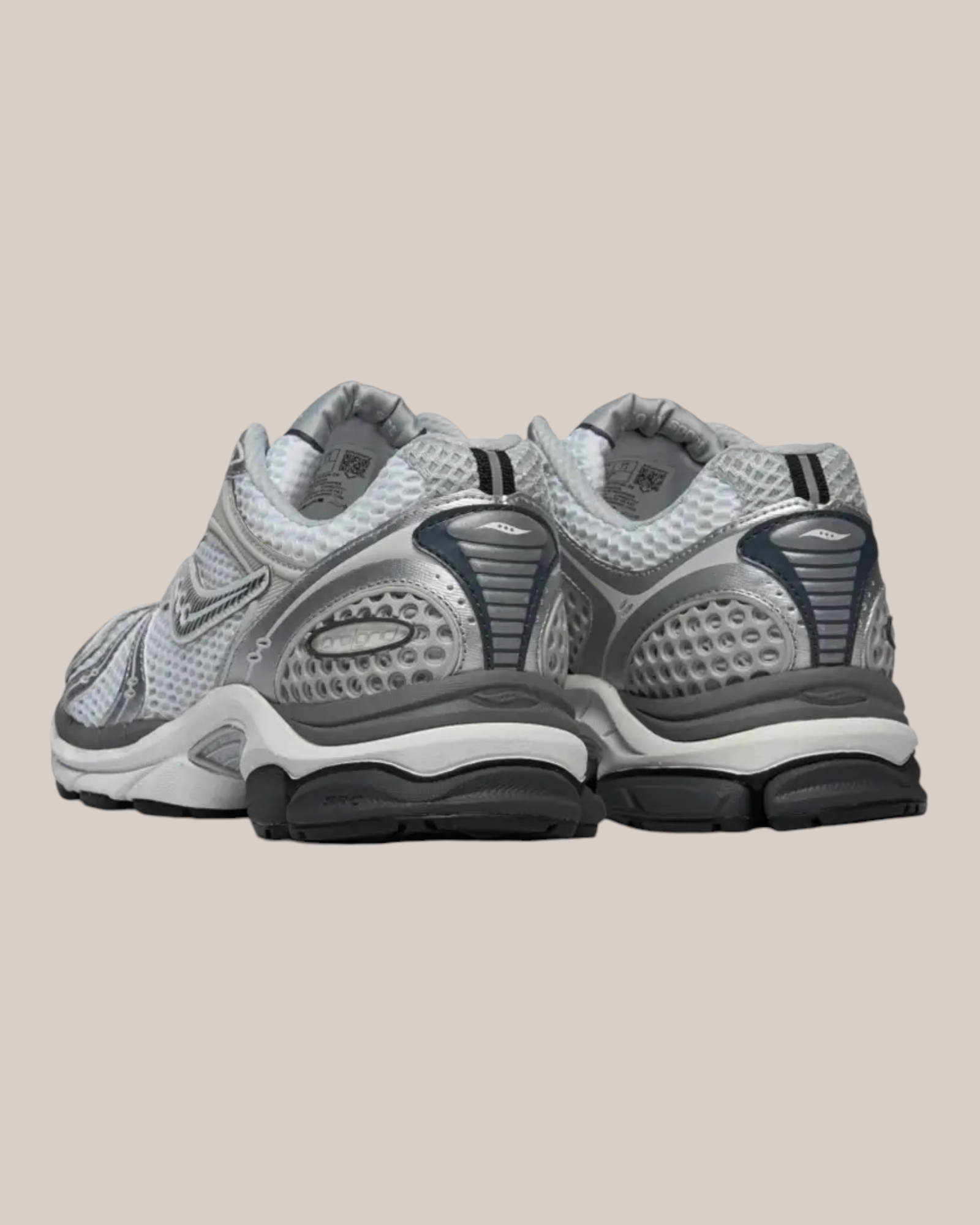 Sneakers ProGrid Triumph 4 Bianco S70704-26 Saucony