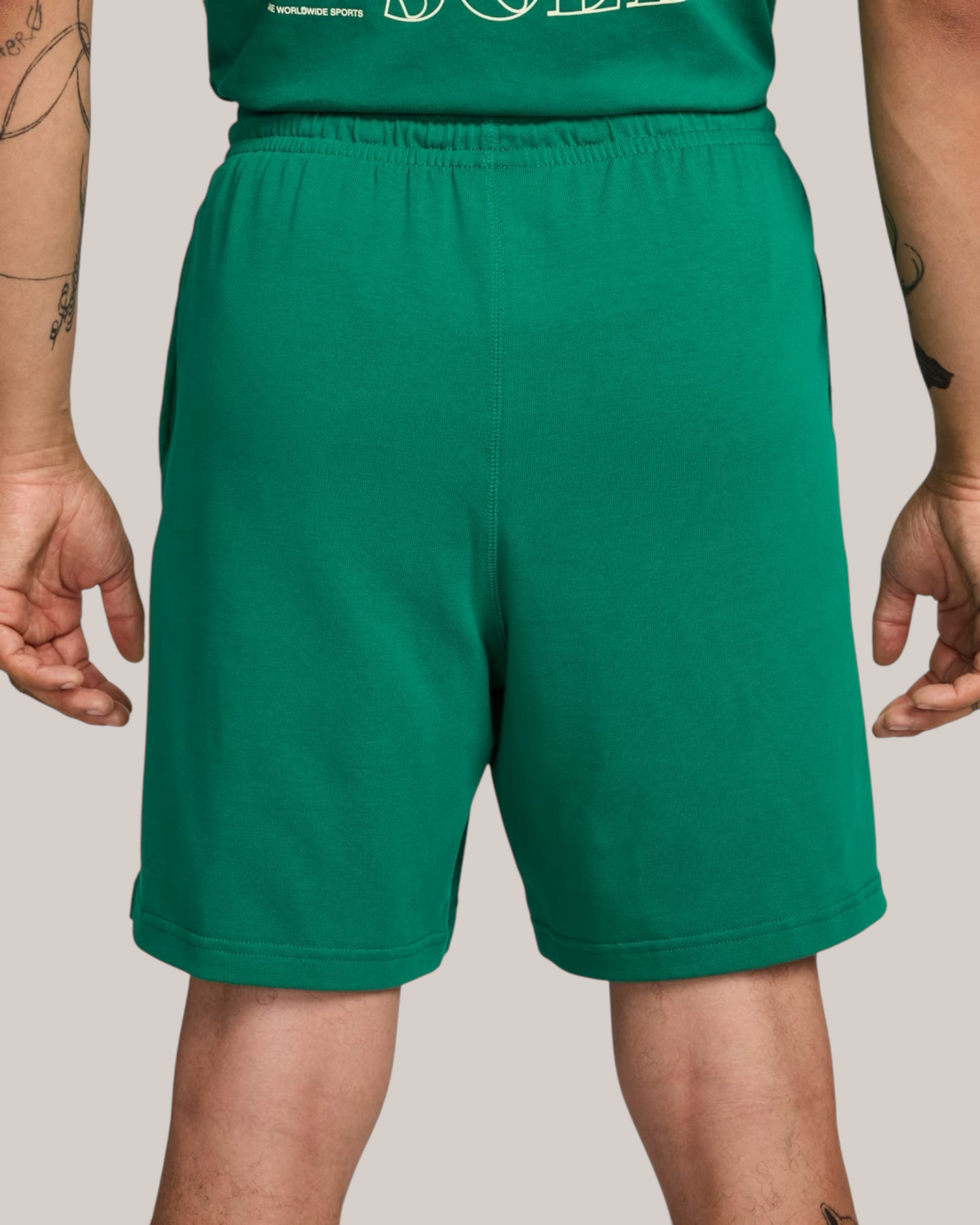 Short Garzato In French Terry Club Sportswear Malachite FQ4359-365 Nike