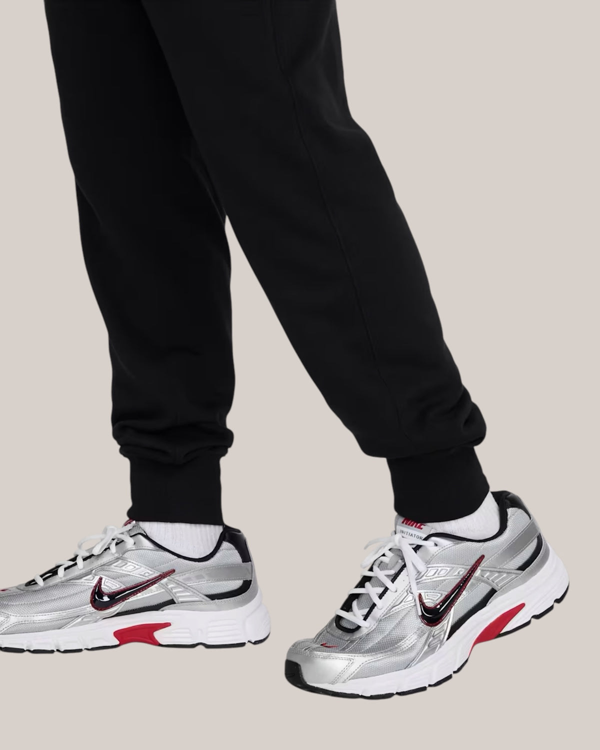 Nike Club Pantalone Jogger Uomo Nero/Nero/Bianco FN3801-010