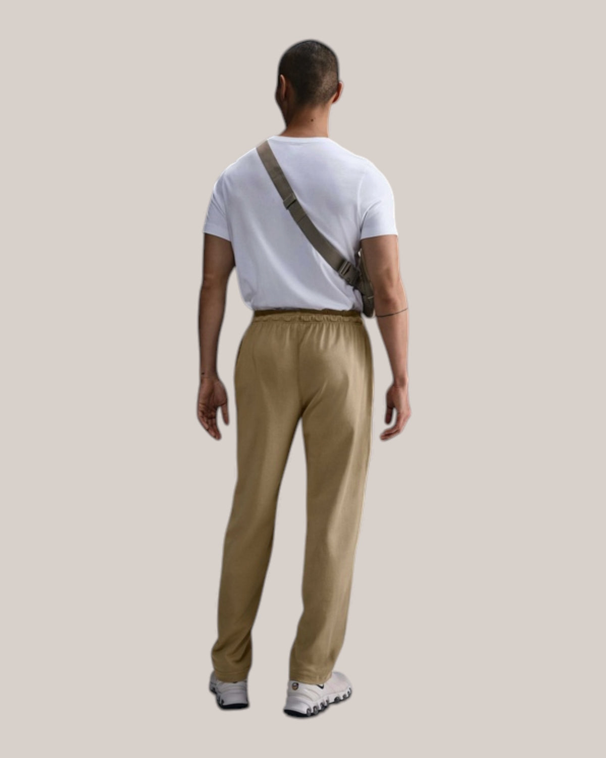 Nike Sportswear Club Pantalone Uomo Parachute Beige/White FQ4332-297